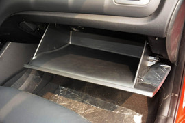 2014款起亚速迈1.6T豪华版