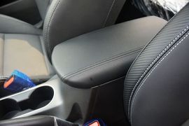 2014款起亚速迈1.6T豪华版