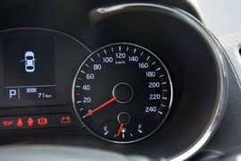 2014款起亚速迈1.6T豪华版