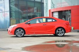 2014款起亚速迈1.6T豪华版