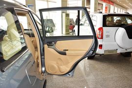 2013款奇瑞瑞虎精英版1.6L手动贺岁版DVVT