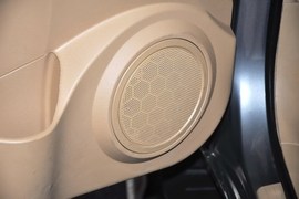 2013款奇瑞瑞虎精英版1.6L手动贺岁版DVVT