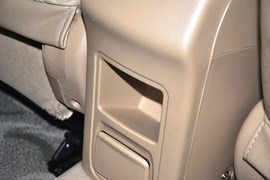 2013款奇瑞瑞虎精英版1.6L手动贺岁版DVVT