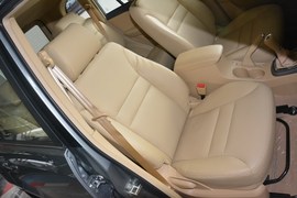 2013款奇瑞瑞虎精英版1.6L手动贺岁版DVVT