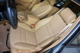 2013款奇瑞瑞虎精英版1.6L手动贺岁版DVVT