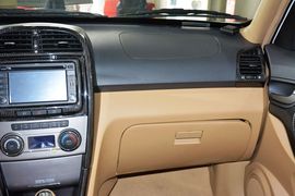 2013款奇瑞瑞虎精英版1.6L手动贺岁版DVVT