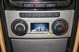 2013款奇瑞瑞虎精英版1.6L手动贺岁版DVVT