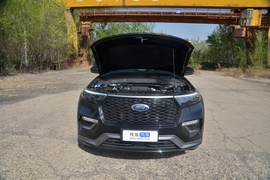 2020款福特探险者