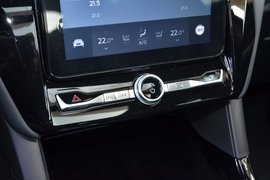 2020款福特探险者