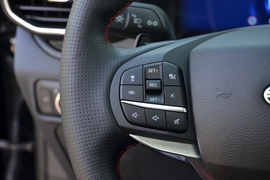 2020款福特探险者