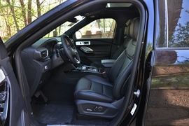 2020款福特探险者