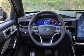 2020款福特探险者