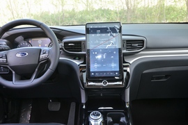 2020款福特探险者