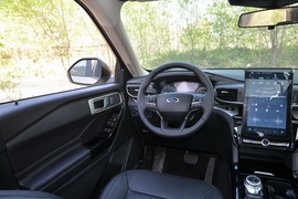 2020款福特探险者