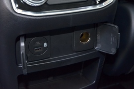 2020款福特探险者