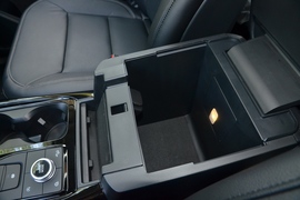 2020款福特探险者