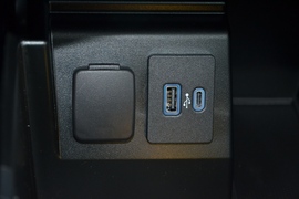 2020款福特探险者