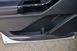 2020款福特探险者