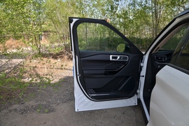 2020款福特探险者