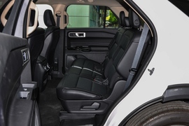 2020款福特探险者