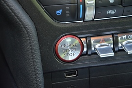 2020款福特Mustang