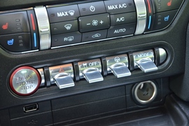 2020款福特Mustang