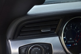 2020款福特Mustang