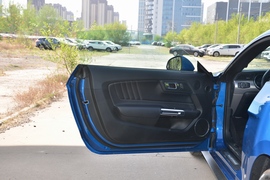 2020款福特Mustang