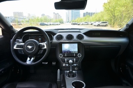 2020款福特Mustang