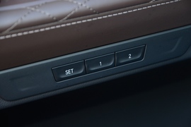2019款宝马740Li