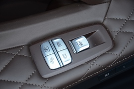 2019款宝马740Li
