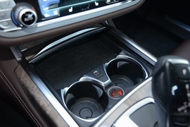 2019款宝马740Li