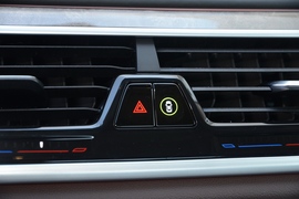 2019款宝马740Li