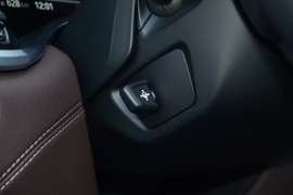 2019款宝马740Li