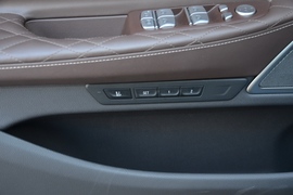 2019款宝马740Li