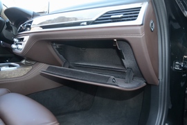 2019款宝马740Li