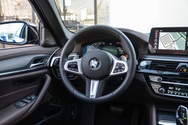 2021款宝马530Li