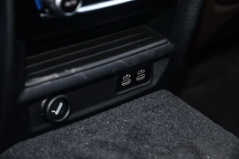 2021款宝马530Li