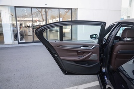 2021款宝马530Li