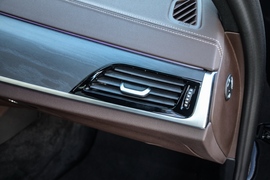 2021款宝马530Li