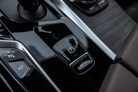 2021款宝马530Li