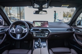2021款宝马530Li