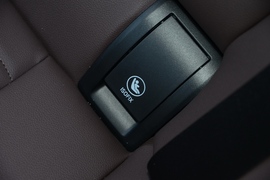 2021款宝马325i
