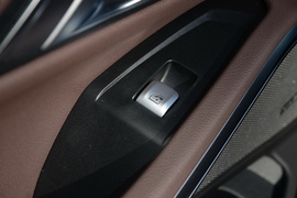 2021款宝马325i