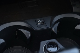 2021款宝马325i