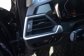 2021款宝马325i