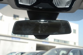 2021款宝马325i