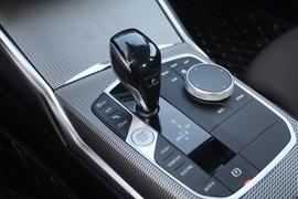 2021款宝马325i