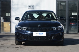 2021款宝马325i