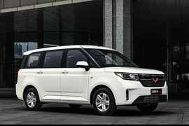 2021款五菱宏光PLUS